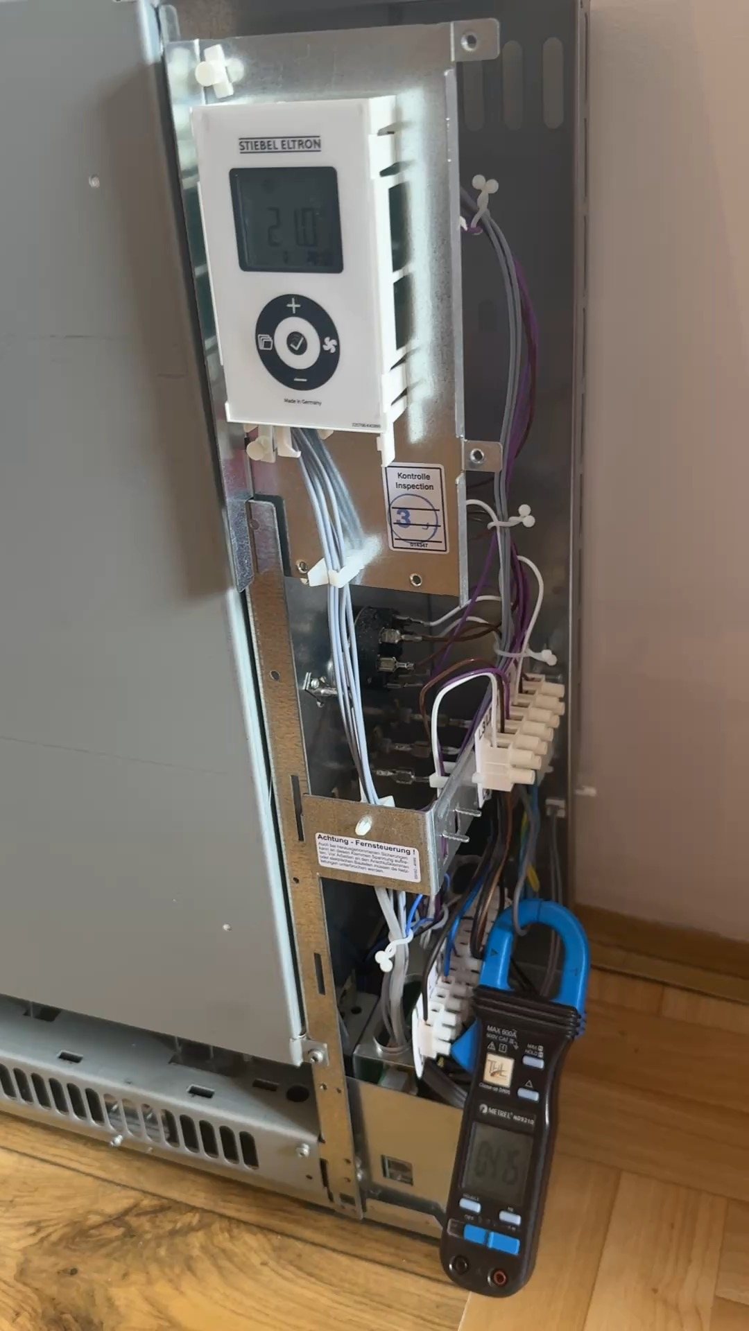 Regulator ładowania pieca akumulacyjnego Stiebel Eltron